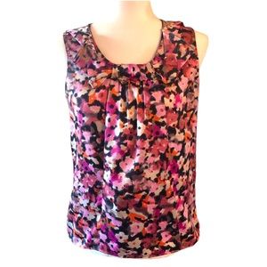 Banana Republic blouse/shell in a beautiful floral sz Small petite